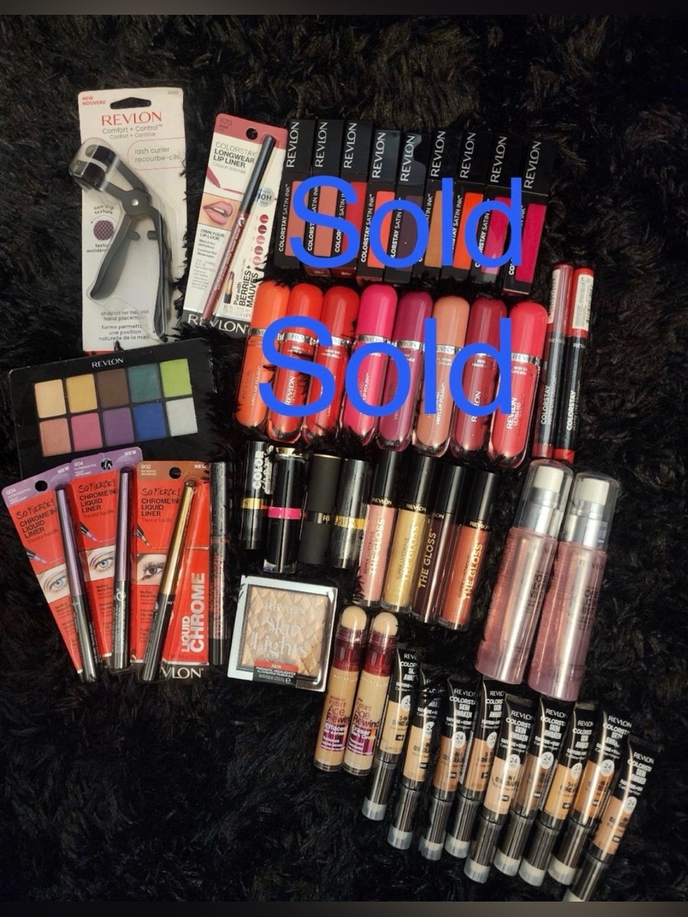 33pc Revlon Makeup Lot / bundle lipstick, lip gloss, liner lip ink Bags Eyeliner